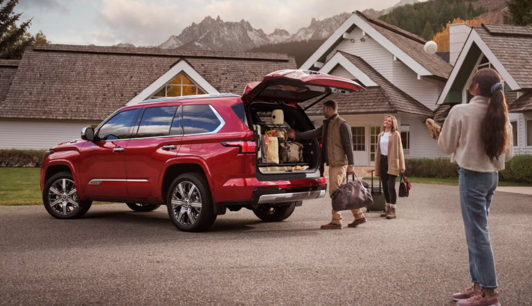 Which Toyotas Have 3rd Row Seating? - Waldorf Toyota Blog