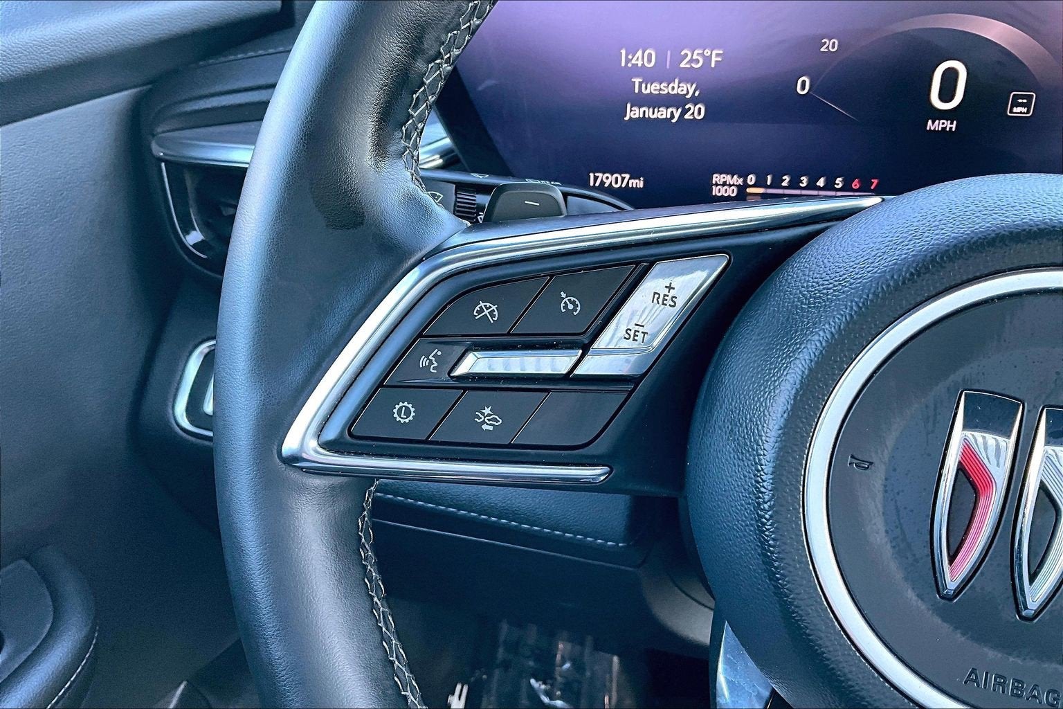 2025 Buick Enclave Preferred