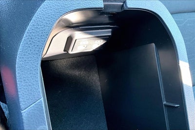 2024 Toyota RAV4 Prime SE