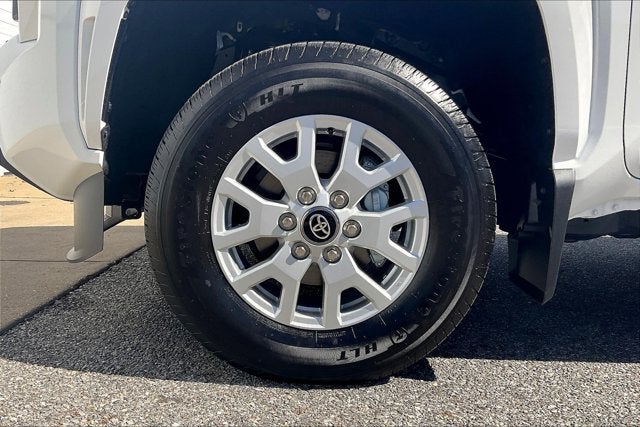 2025 Toyota Tacoma SR5