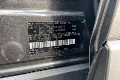 2025 Toyota RAV4 Hybrid XLE