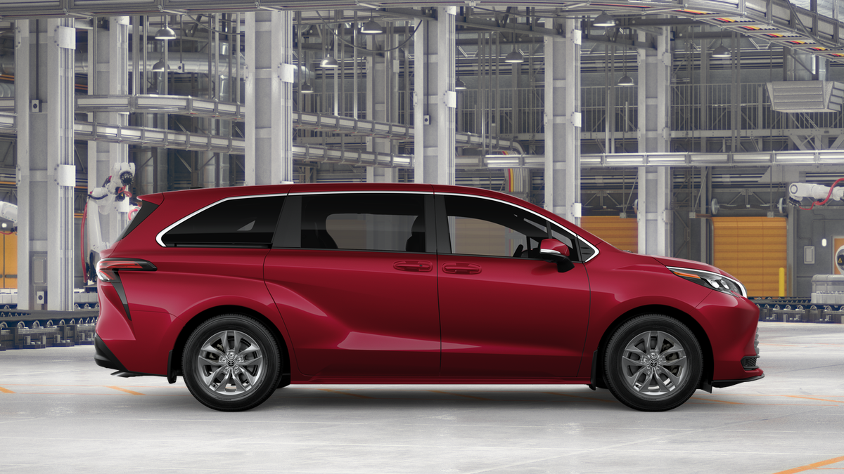 2026 Toyota Sienna LE
