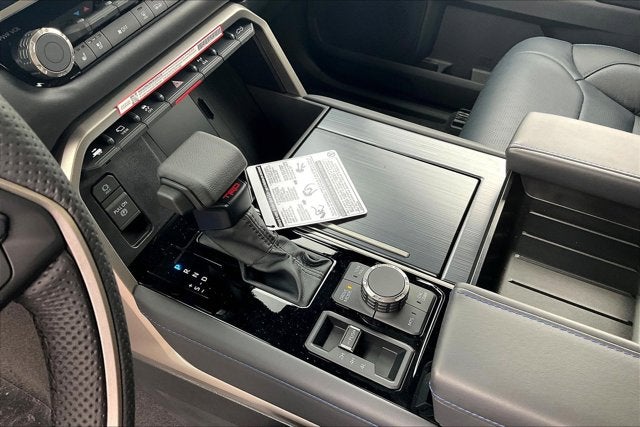 2026 Toyota Tundra i-FORCE MAX Tundra Platinum