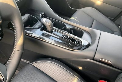 2025 Toyota Toyota Crown Signia Limited