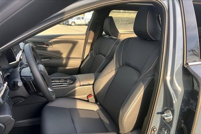 2025 Toyota Toyota Crown Signia Limited