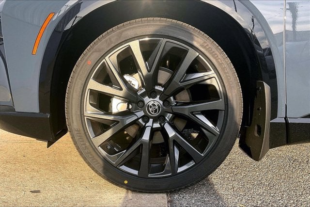 2025 Toyota Toyota Crown Signia Limited