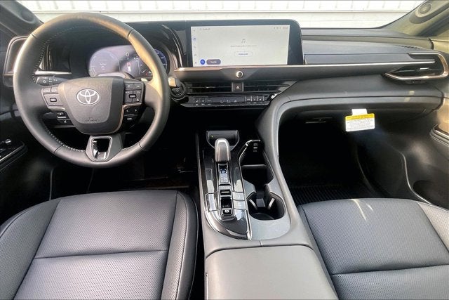 2025 Toyota Toyota Crown Signia Limited