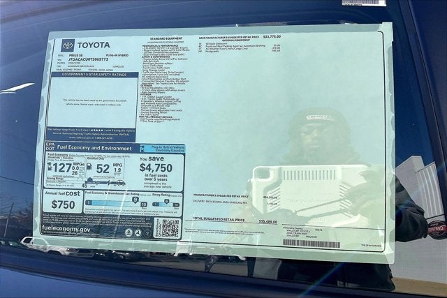 2026 Toyota Prius Plug-in Hybrid SE