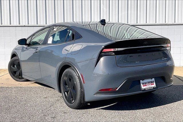 2026 Toyota Prius Plug-in Hybrid SE