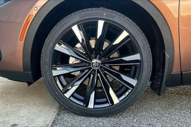 2026 Toyota Toyota Crown Platinum