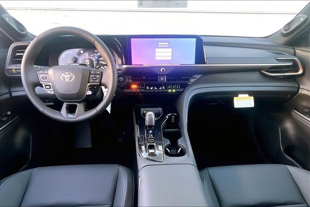 2026 Toyota Toyota Crown Platinum