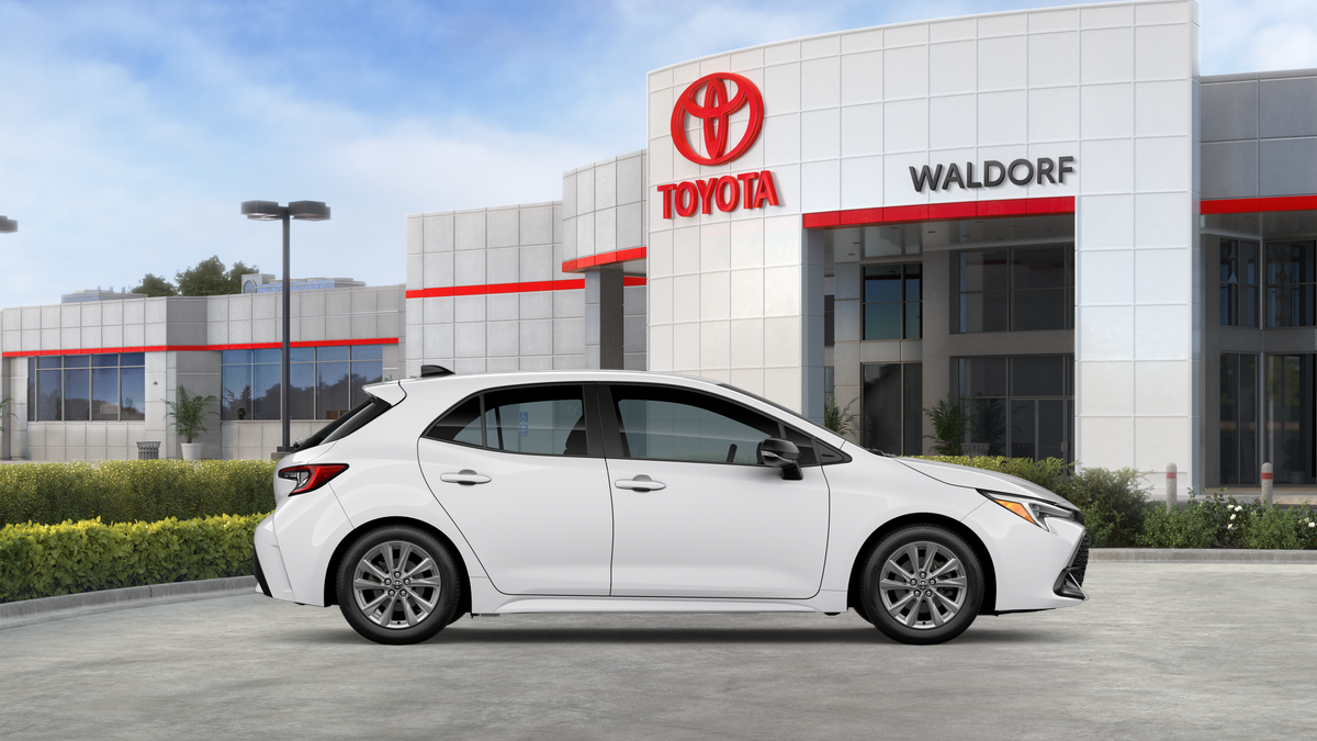 2026 Toyota Corolla Hatchback SE