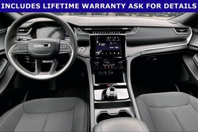 2025 Jeep Grand Cherokee Laredo X 4x4