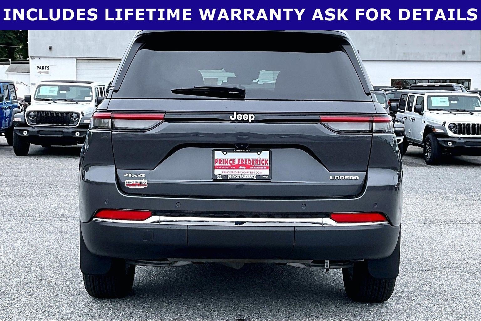 2025 Jeep Grand Cherokee Laredo X 4x4