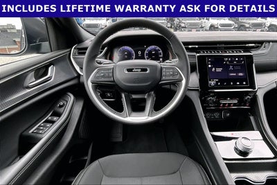 2025 Jeep Grand Cherokee Laredo X 4x4