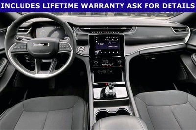 2025 Jeep Grand Cherokee Laredo X 4x4