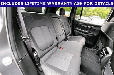 2025 Jeep Grand Cherokee Laredo X 4x4