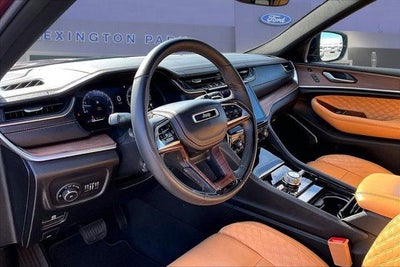 2025 Jeep Grand Cherokee Summit 4x4