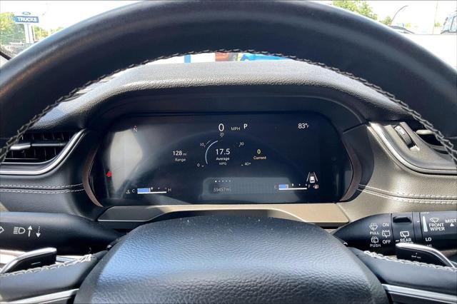 2022 Jeep Grand Cherokee L Laredo 4x2