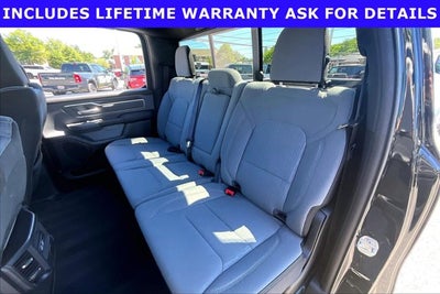 2023 RAM 1500 Big Horn Crew Cab 4x4 5'7' Box