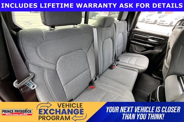 2025 RAM 1500 Big Horn Crew Cab 4x4 6'4' Box