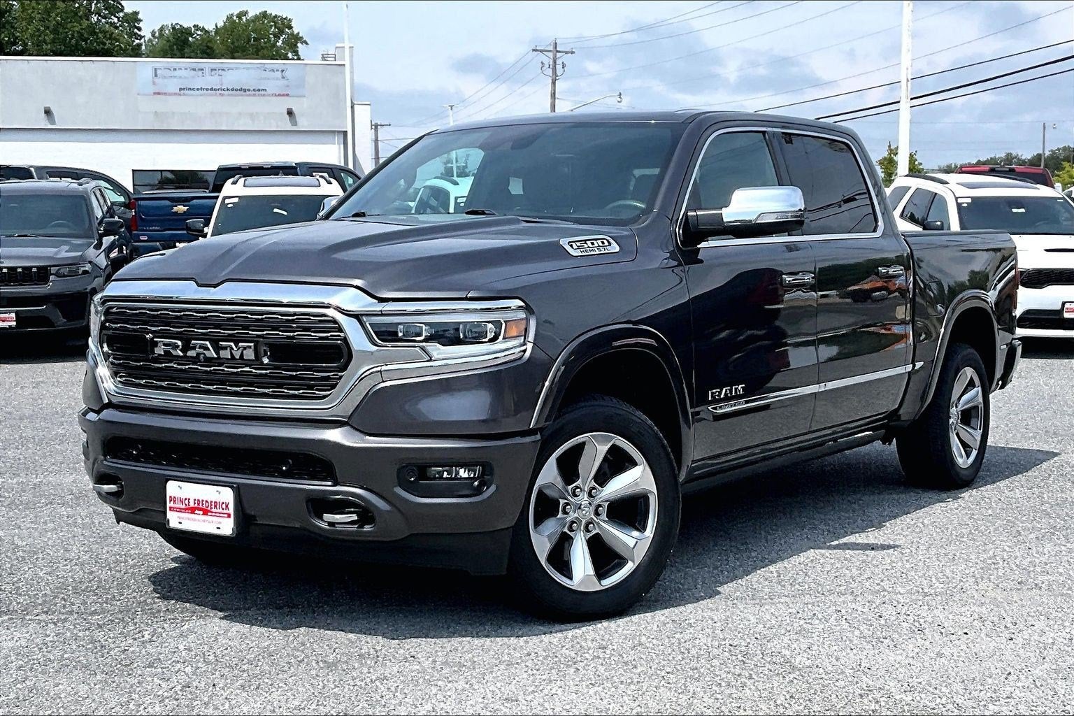 2019 RAM 1500 Limited Crew Cab 4x4 5'7' Box