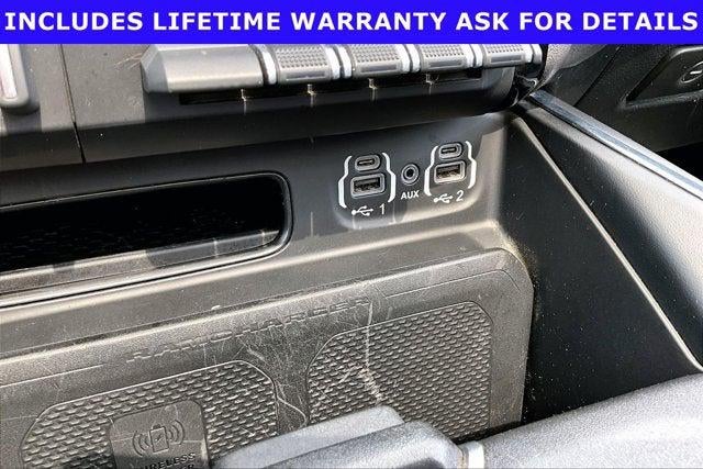 2022 RAM 1500 Laramie Crew Cab 4x4 5'7' Box