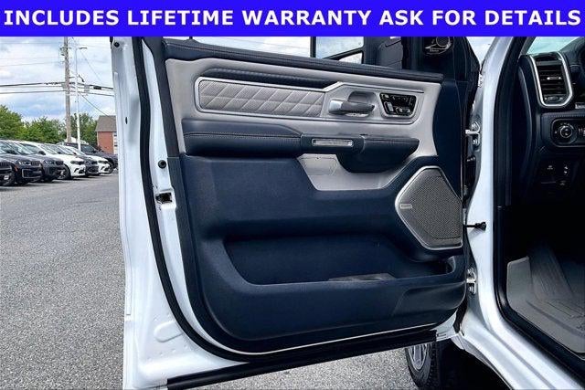 2025 RAM 1500 Tungsten Crew Cab 4x4 5'7' Box