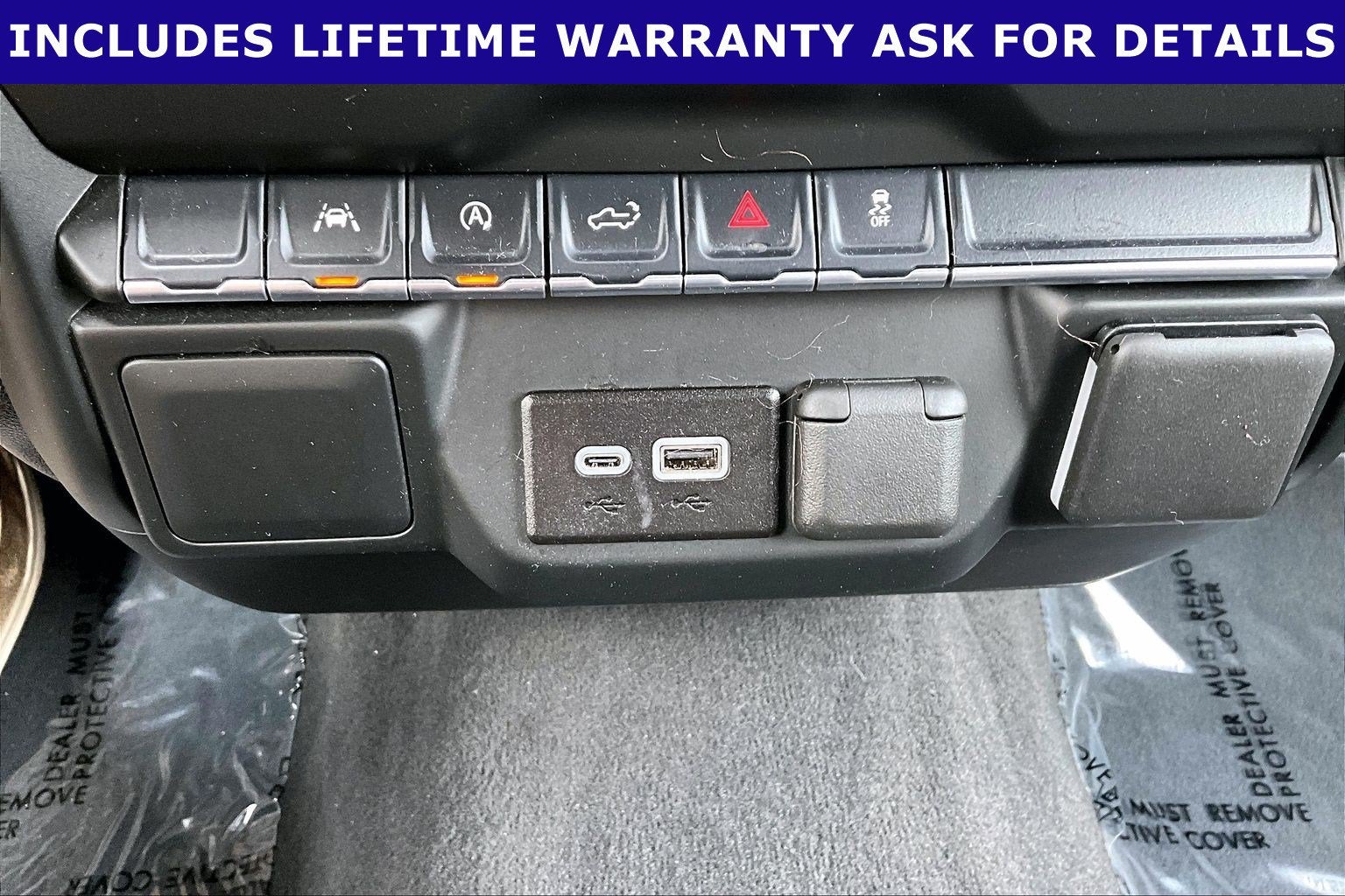 2024 Chevrolet Silverado 1500 4WD Crew Cab Short Bed Custom