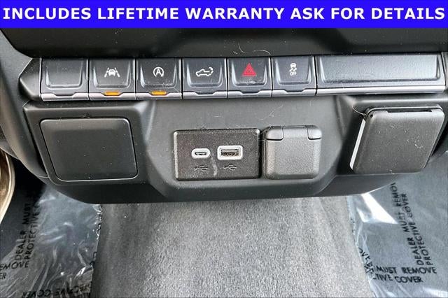 2024 Chevrolet Silverado 1500 4WD Crew Cab Short Bed Custom
