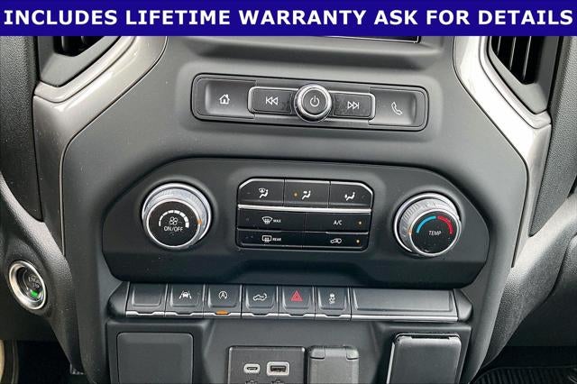 2024 Chevrolet Silverado 1500 4WD Crew Cab Short Bed Custom