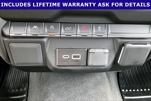 2024 Chevrolet Silverado 1500 4WD Crew Cab Short Bed Custom