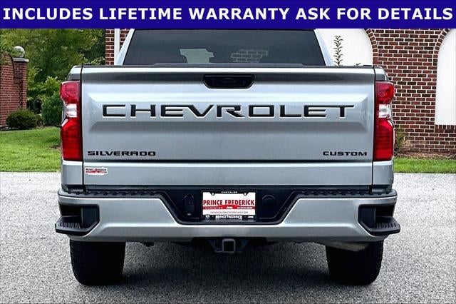 2024 Chevrolet Silverado 1500 4WD Crew Cab Short Bed Custom