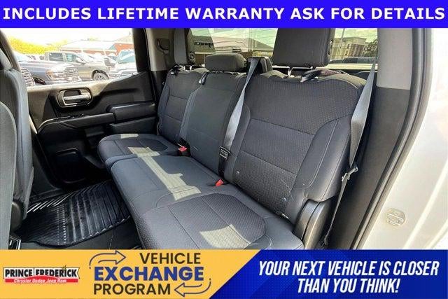 2021 Chevrolet Silverado 1500 4WD Crew Cab Short Bed Custom