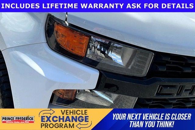 2021 Chevrolet Silverado 1500 4WD Crew Cab Short Bed Custom