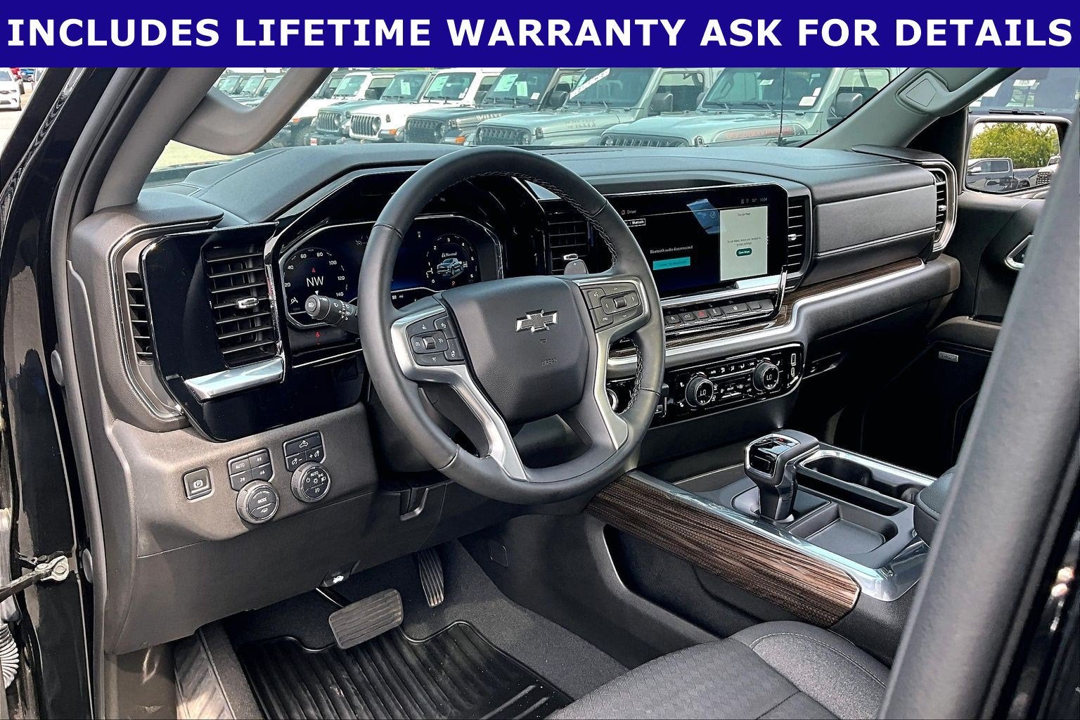 2025 Chevrolet Silverado 1500 4WD Crew Cab Standard Bed RST