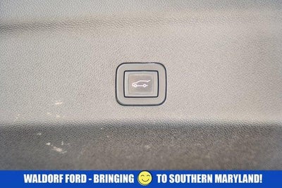 2024 GMC Yukon 4WD SLT