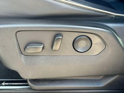 2023 Chevrolet Suburban 4WD Premier