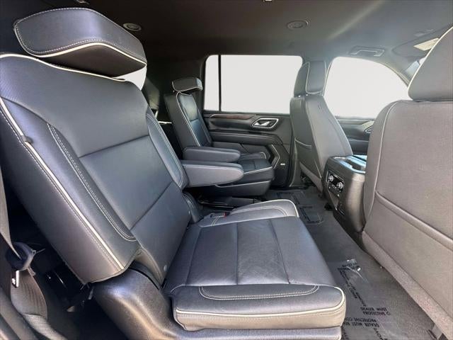 2023 Chevrolet Suburban 4WD Premier
