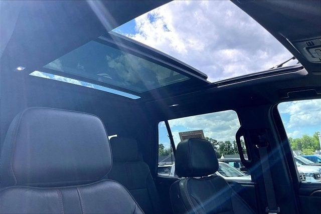 2023 Chevrolet Tahoe 4WD RST