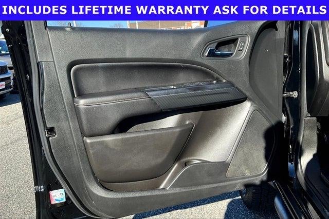 2022 GMC Canyon 4WD Crew Cab Short Box AT4 - Leather
