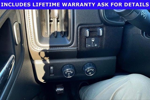 2022 GMC Canyon 4WD Crew Cab Short Box AT4 - Leather