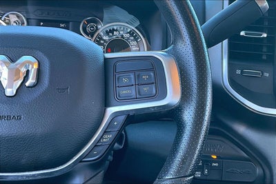 2019 RAM 2500 Big Horn Crew Cab 4x4 8' Box