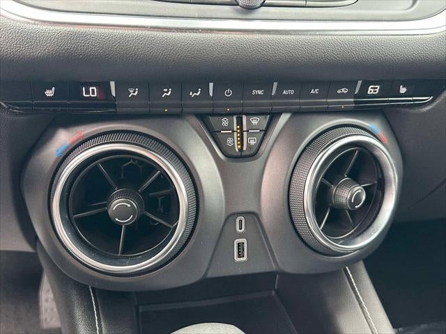 2025 Chevrolet Blazer AWD 2LT