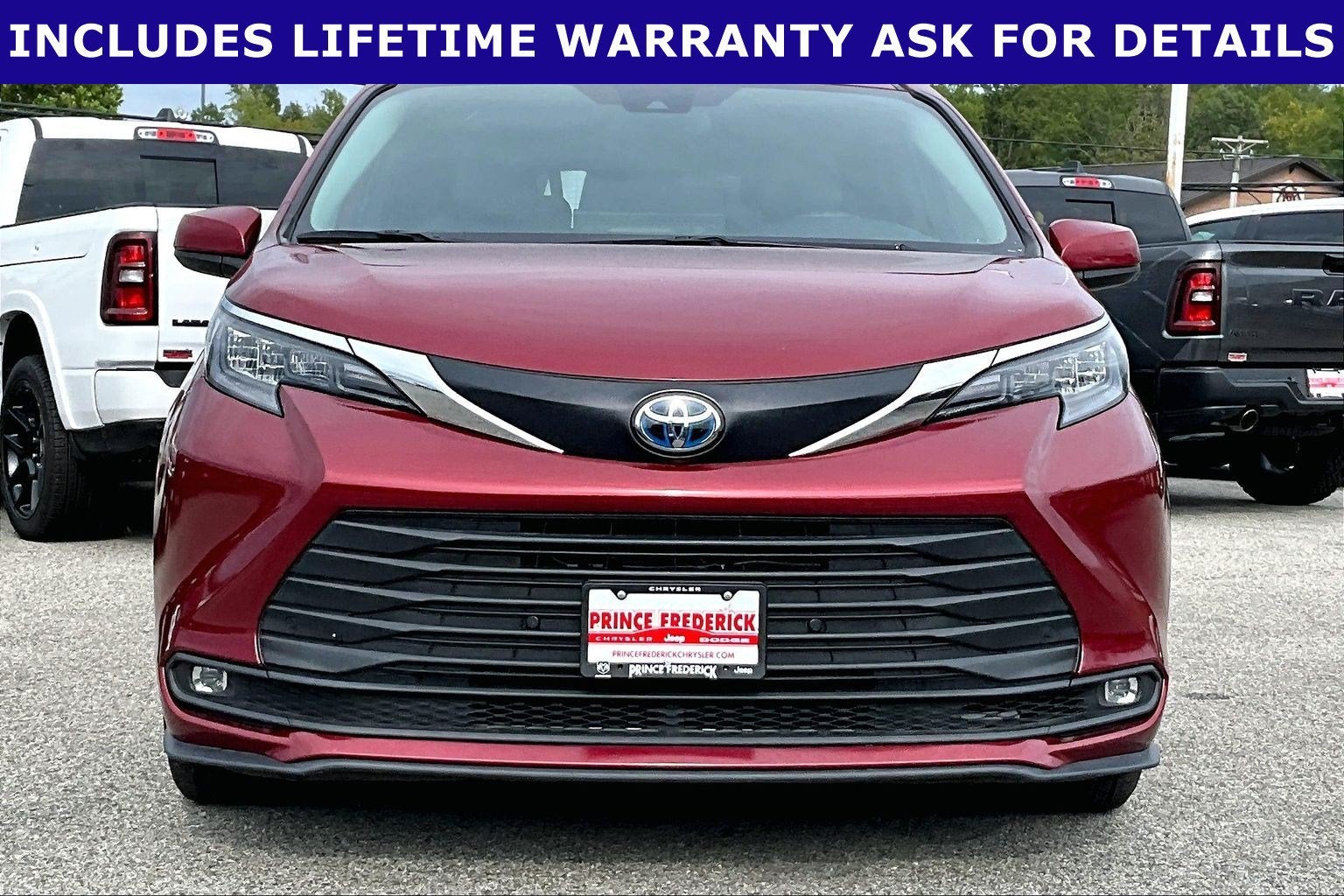 2025 Toyota Sienna XLE