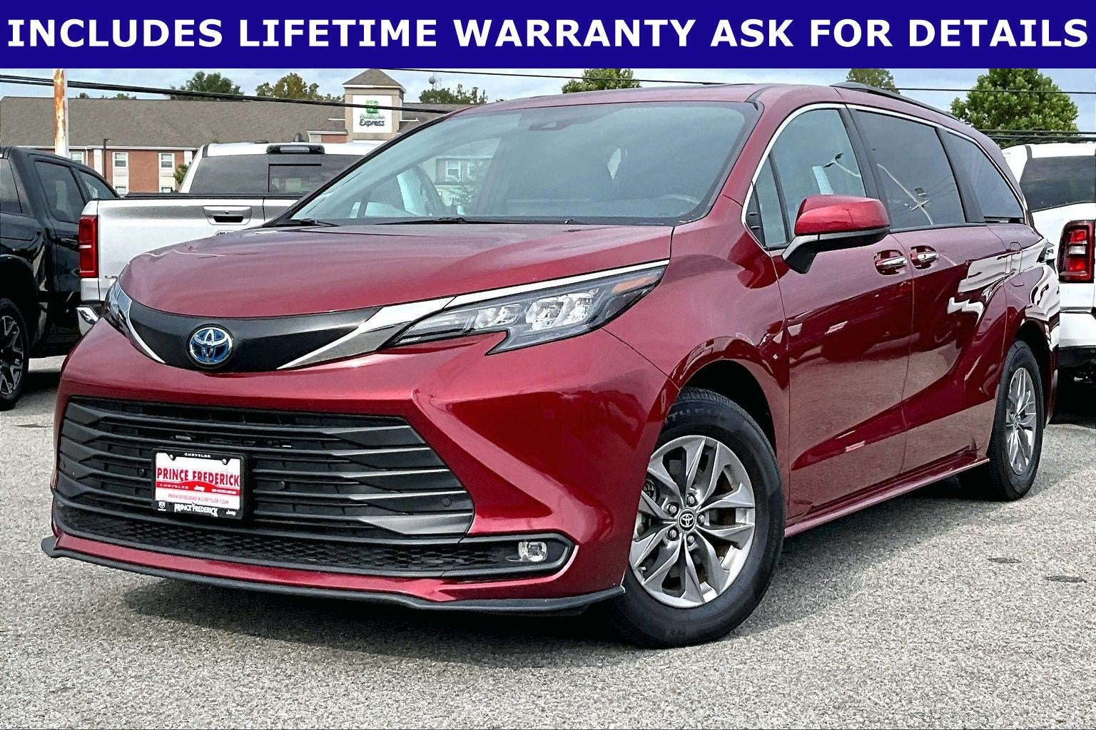 2025 Toyota Sienna XLE