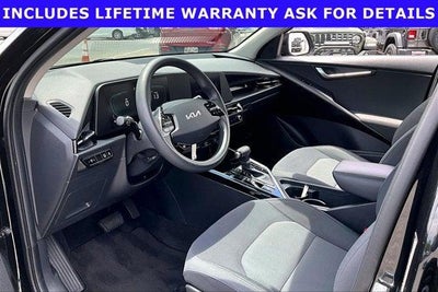 2023 Kia Niro LX