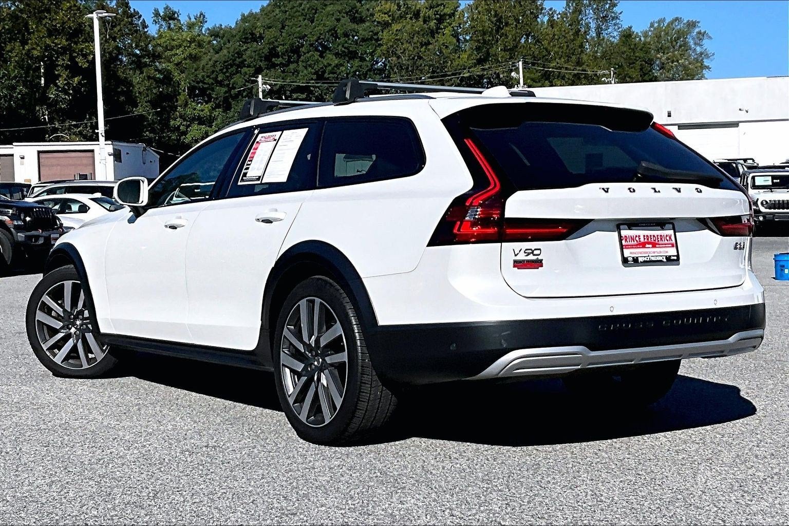 2023 Volvo V90 Cross Country B6 Ultimate