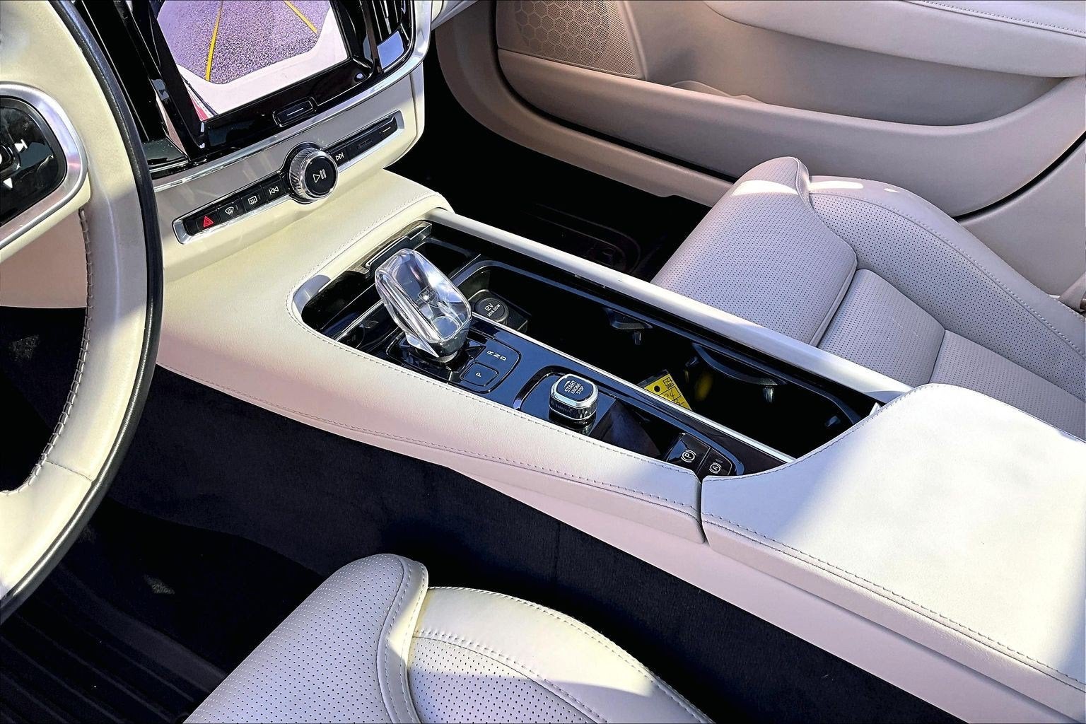 2023 Volvo V90 Cross Country B6 Ultimate