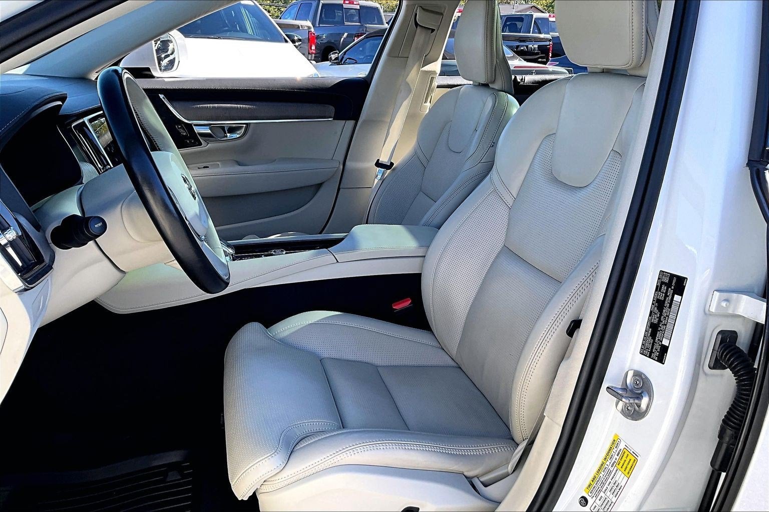 2023 Volvo V90 Cross Country B6 Ultimate